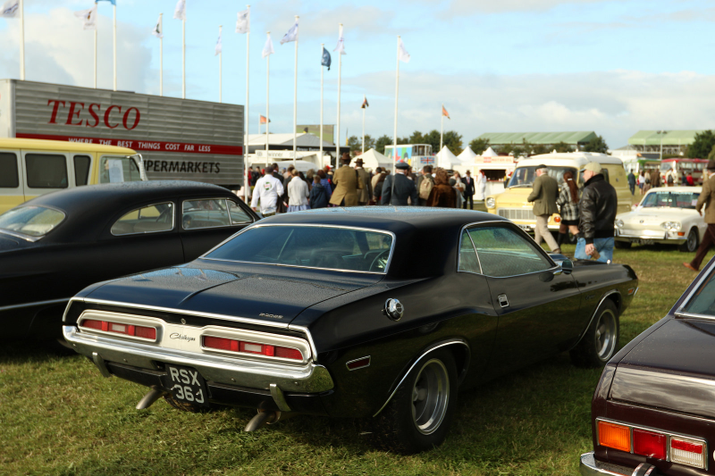 Illustration for article titled The Parking Lot At The Goodwood Revival Is The Most Magical Parking Lot In The World